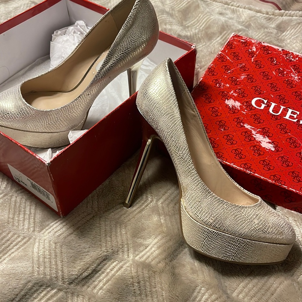 Guess stilettos
